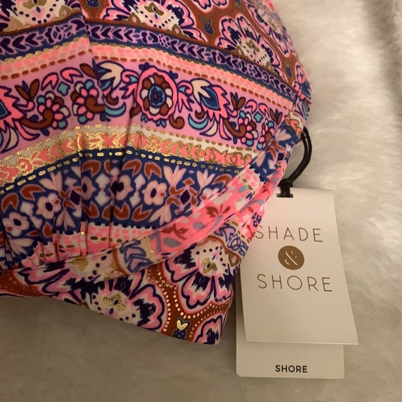 Shade and Shore 38DDD Halter - Picture 2 of 10